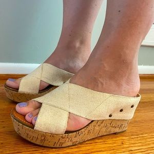 Crown vintage 9.5 elastic wedge